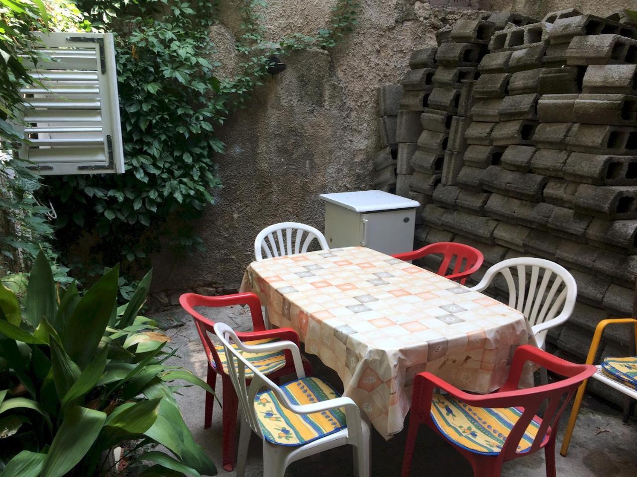 Family House In The Old Center Apartment Крес Екстериор снимка